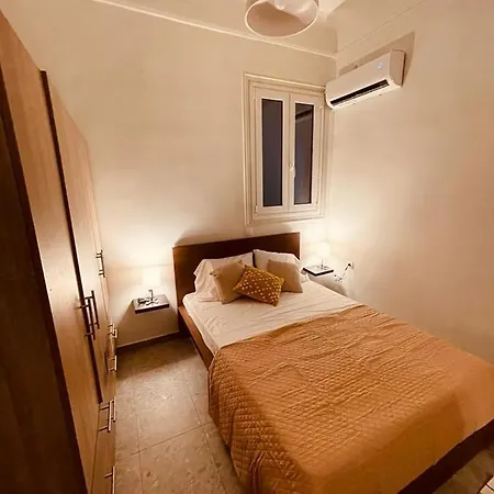 Apartment In Center *